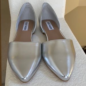 Steve Madden NWOT Silver Metallic d’Orsay Flats